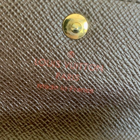 LOUIS VUITTON Damier Key Holder - Picture 10 of 10